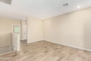 Photo #3: 6783062 Listing 