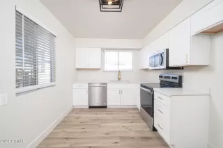 Photo #4: 6783353 Listing 