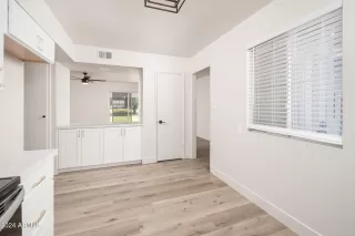 Photo #5: 6783353 Listing 
