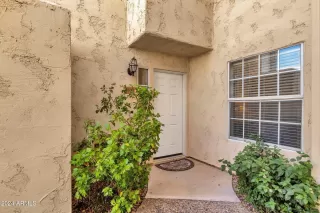 Photo #3: 6783783 Listing