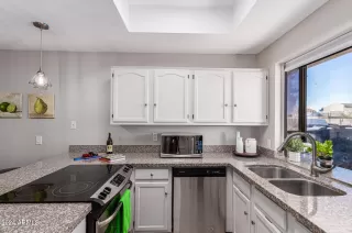 Photo #5: 6783832 Listing 