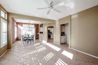 Photo #4: 6783872 Listing