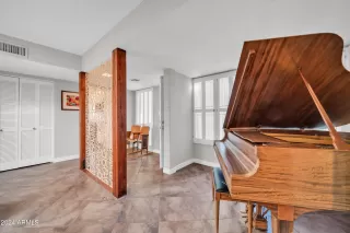 Photo #5: 6784085 Listing 