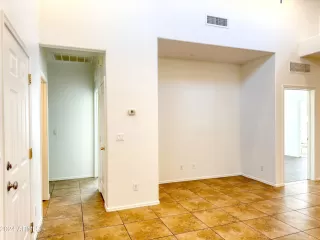 Photo #3: 6784091 Listing 