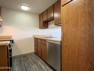 Photo #4: 6784207 Listing 