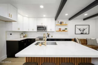 Photo #1: 6784265 Listing 