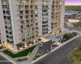 Photo #2: 6784406 Listing