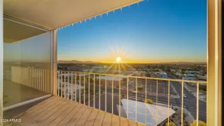 Photo #6: 6784406 Listing