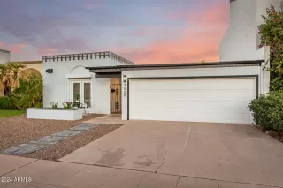 Photo #3: 6784525 Listing