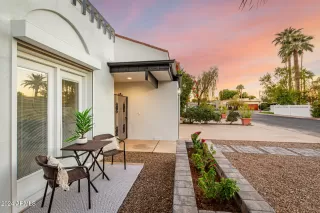 Photo #5: 6784525 Listing