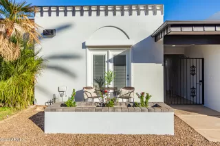 Photo #6: 6784525 Listing