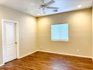 Photo #6: 6784555 Listing