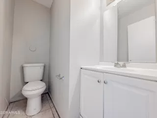 Photo #5: 6784601 Listing