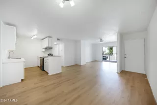 Photo #2: 6784722 Listing 