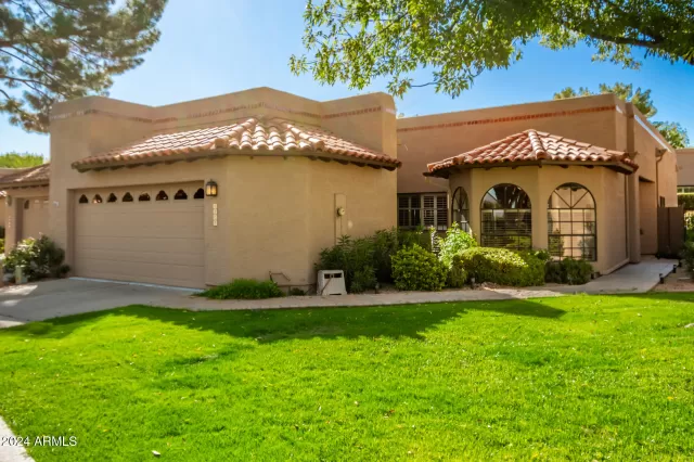 MLS: 6784856 Condo For Sale