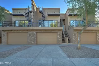 Click for more information on MLS # 6784888 : 920 E MITCHELL DRIVE#102 More Details about MLS # 6784888 : 920 E MITCHELL DRIVE#102