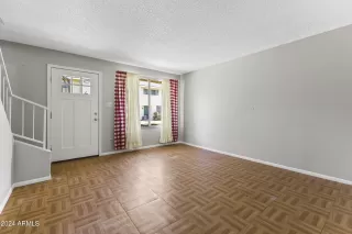 Photo #1: 6784994 Listing