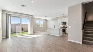 Photo #1: 6785153 Listing