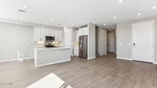 Photo #2: 6785153 Listing