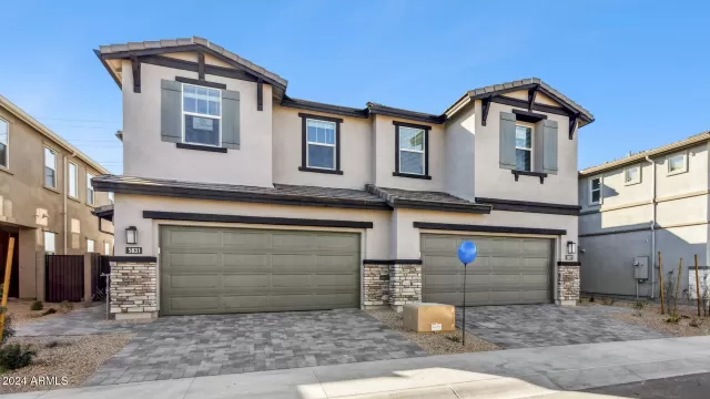 MLS: 6785161 Condo For Sale