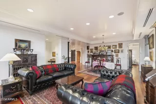 Photo #3: 6785333 Listing