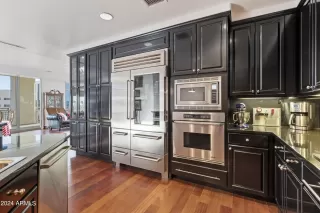 Photo #6: 6785333 Listing