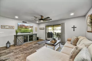 Photo #3: 6785570 Listing 