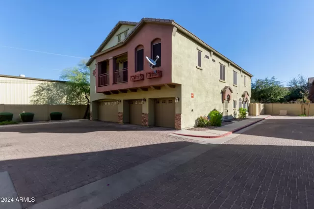 MLS: 6785756 Condo For Sale