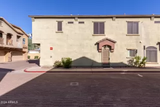 Photo #4: 6785756 Listing 