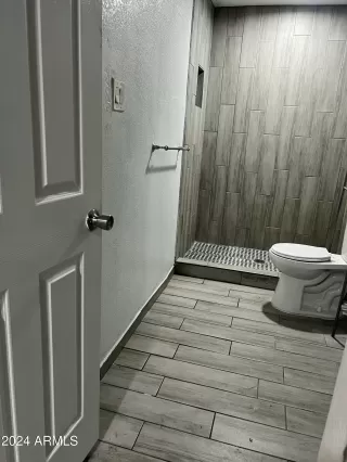 Photo #5: 6786145 Listing 