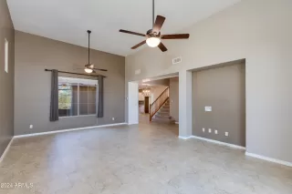 Photo #3: 6786325 Listing