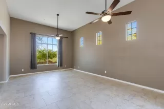 Photo #6: 6786325 Listing