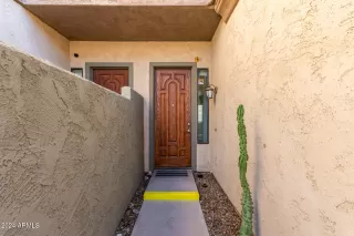 Photo #3: 6786341 Listing