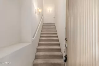 Photo #2: 6786383 Listing