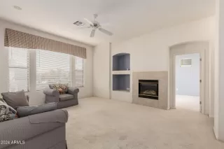 Photo #5: 6786383 Listing