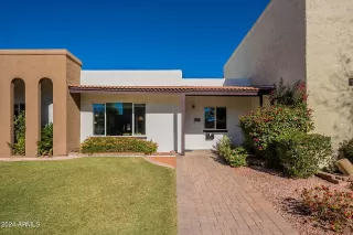 Photo #1: 6786623 Listing