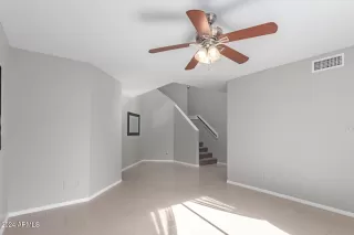 Photo #5: 6786689 Listing 