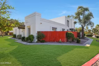 Photo #2: 6786727 Listing