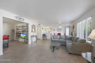 Photo #4: 6786727 Listing