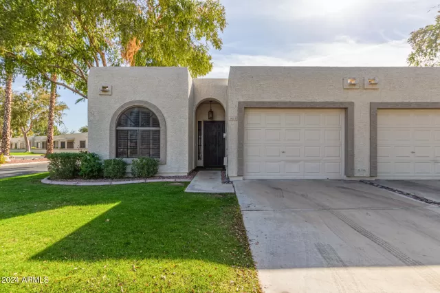 MLS: 6786974 Condo For Sale