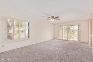 Photo #5: 6786974 Listing