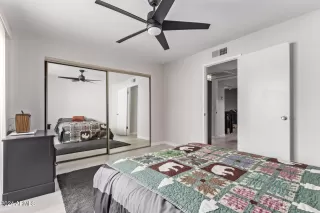 Photo #5: 6787204 Listing 