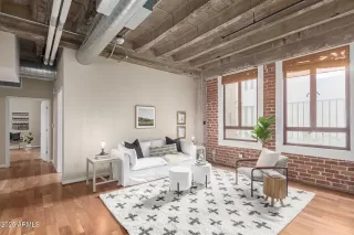 Photo #3: 6787223 Listing