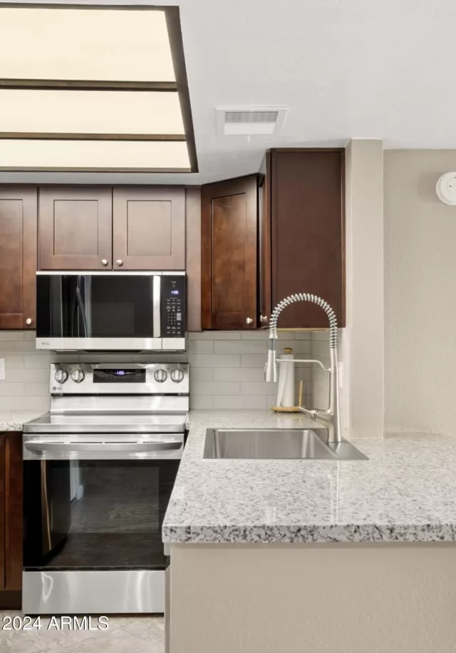 MLS: 6787300 Condo For Sale