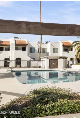 Photo #6: 6787300 Listing