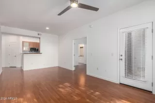 Photo #3: 6787311 Listing