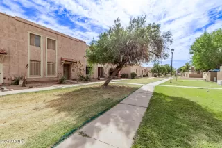 Photo #2: 6787347 Listing