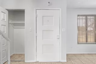 Photo #6: 6787347 Listing