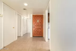 Photo #3: 6787353 Listing