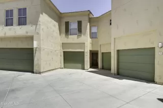 Photo #2: 6787368 Listing